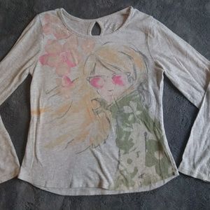 Lightweight long sleeve blonde girl graphic